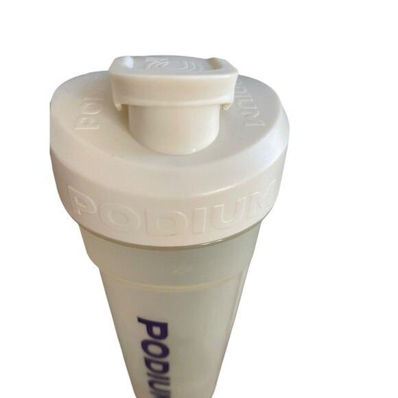 Podium Shaker Bottle 20oz Bpa Free Off White New ! - Picture 3 of 5